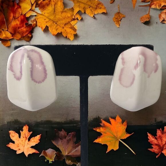 Vintage 80s Ceramic Earrings Geometric Retro Purple Lilac White Disco Pierced. - Picture 8 of 15
